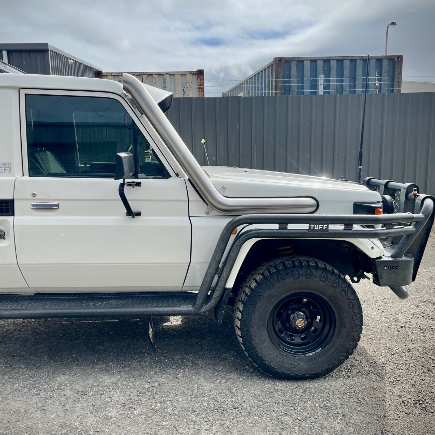 Toyota LandCruiser HDJ / HZJ79 4" Snorkel