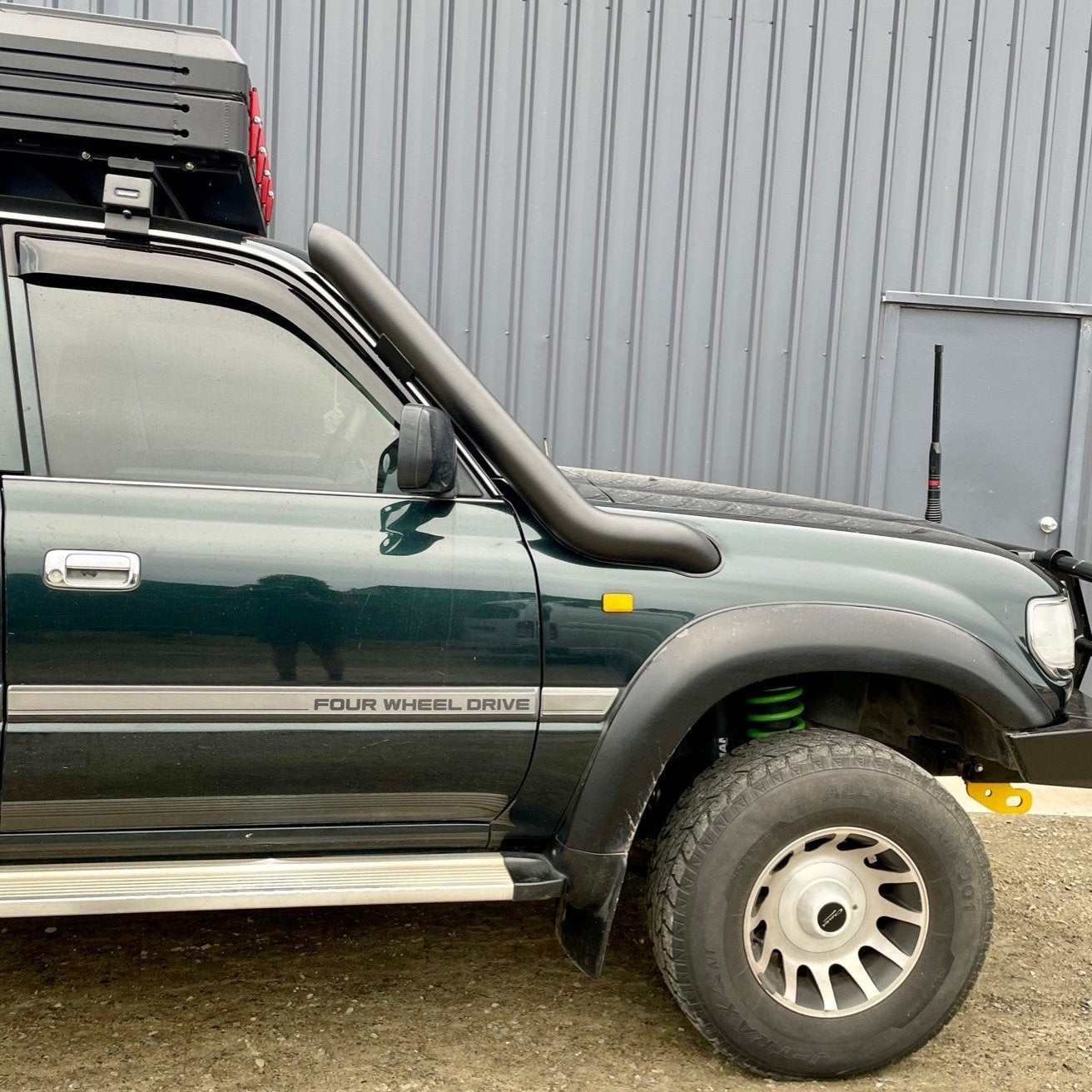 Toyota LandCruiser 80 Series Mid Entry Snorkel