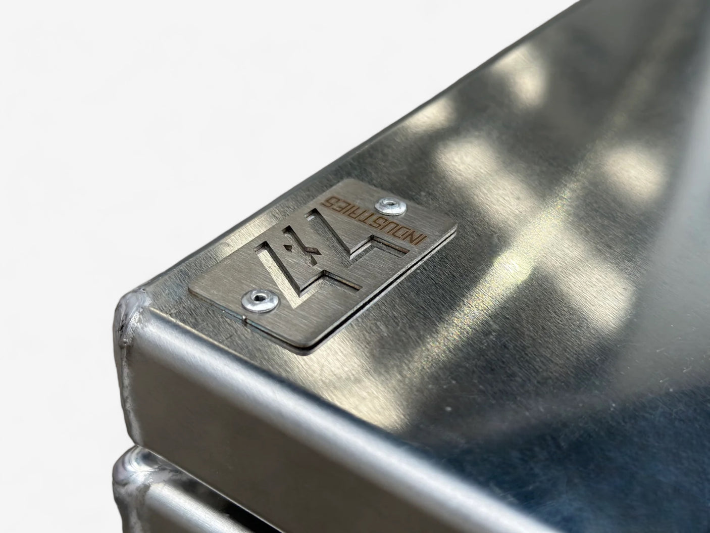 890mm Tapered Under Tray Toolbox (Pair) Raw