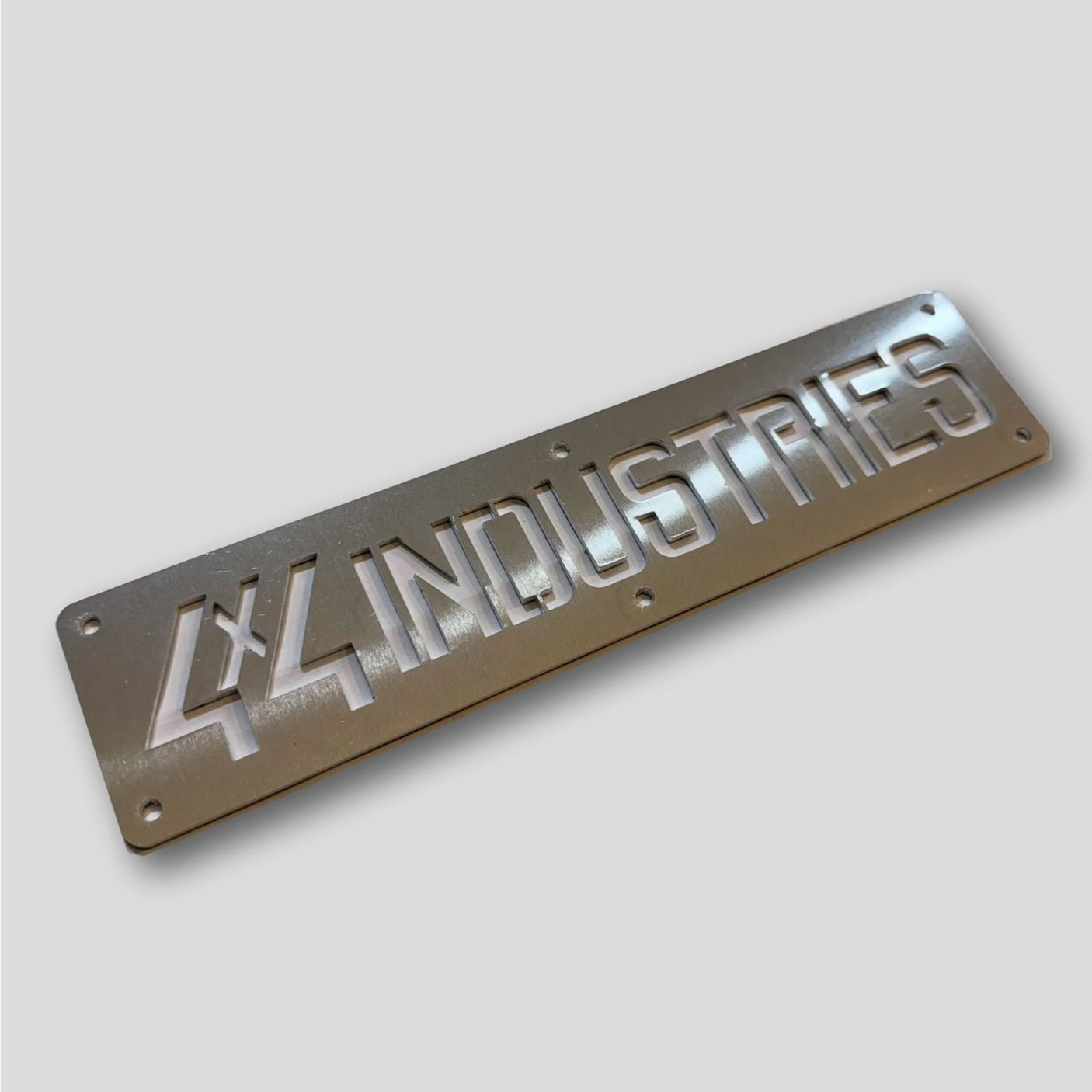 4x4 Industries Badge