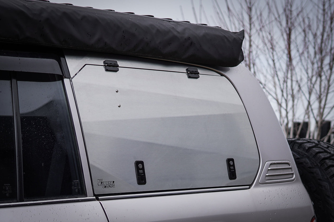 Toyota Landcruiser 100/105 Series Lift Up Windows