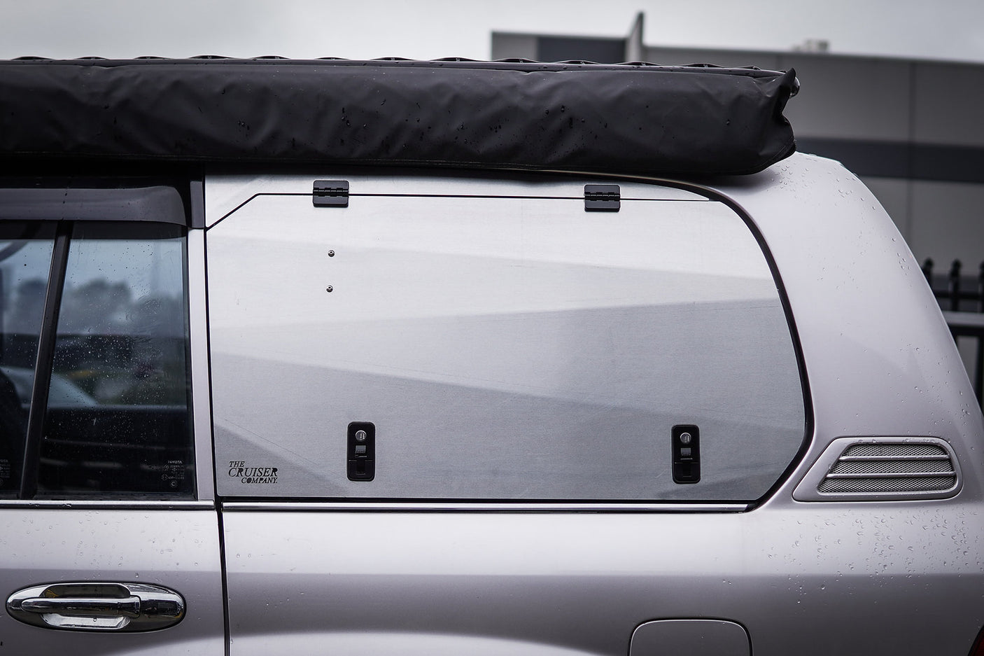 Toyota Landcruiser 100/105 Series Lift Up Windows