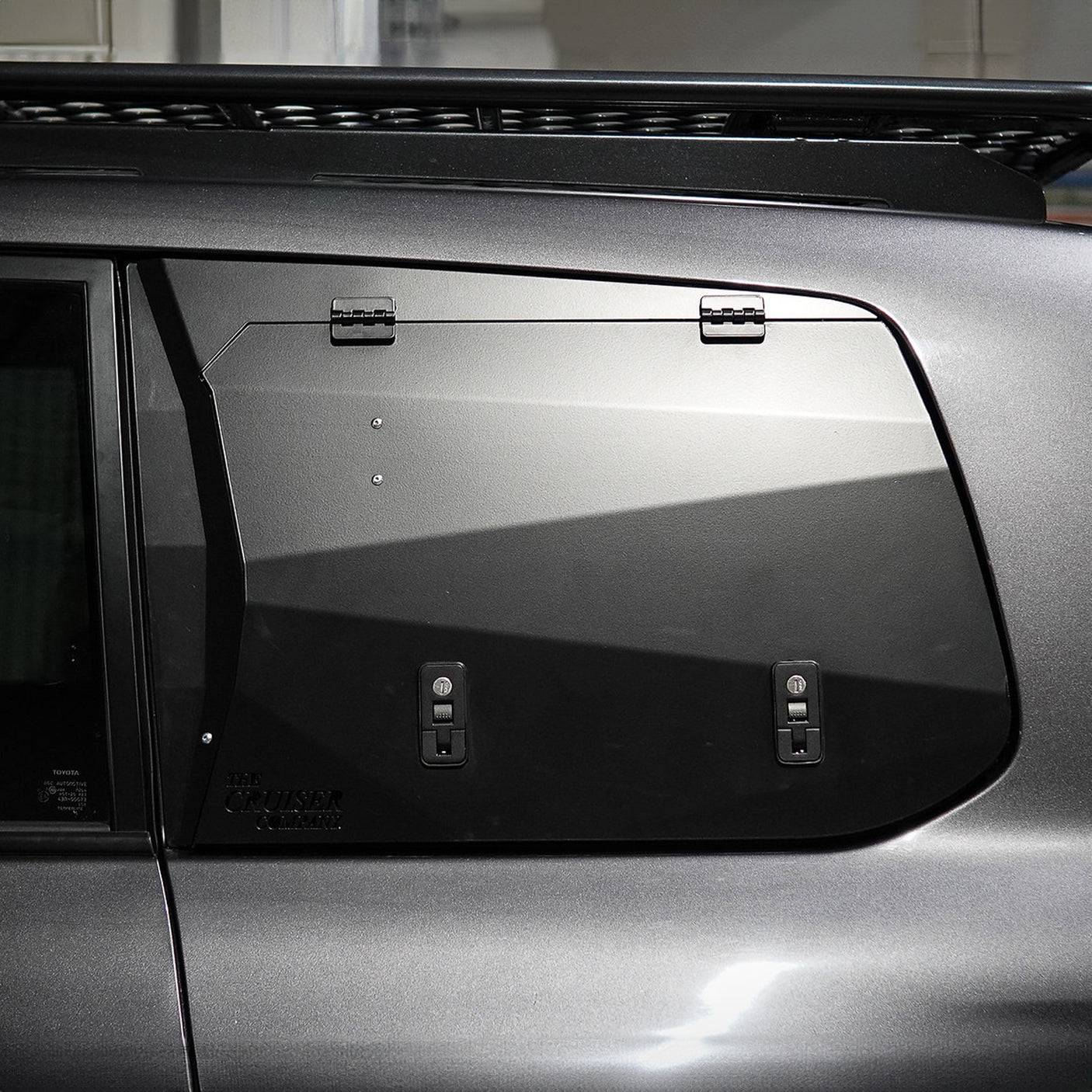 Toyota Landcruiser 200 Series Lift Up Window