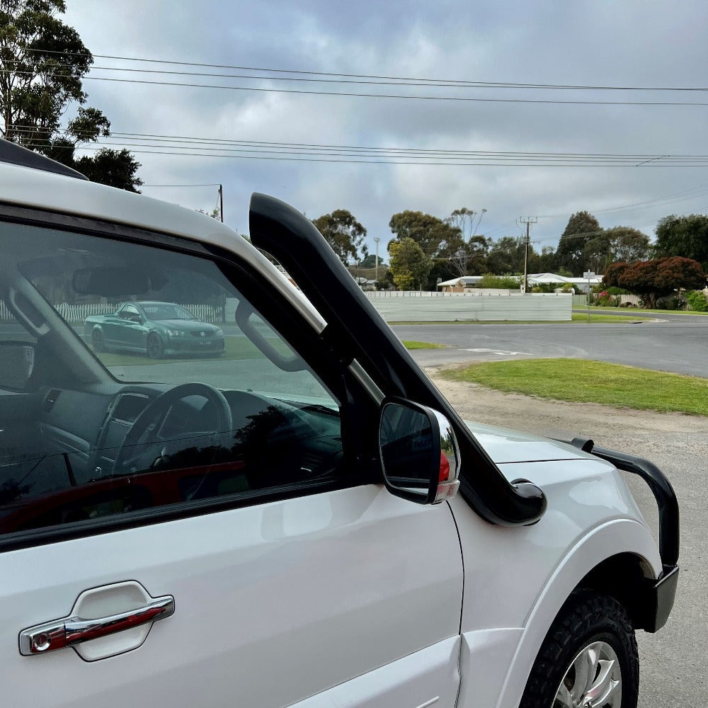 Mitsubishi Pajero V80 Gen 4 Mid Entry 4" Snorkel