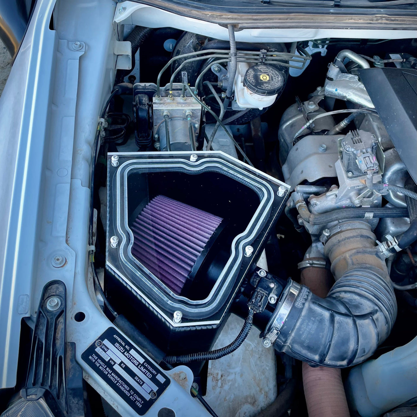 Isuzu D-MAX Pod Filter Airbox