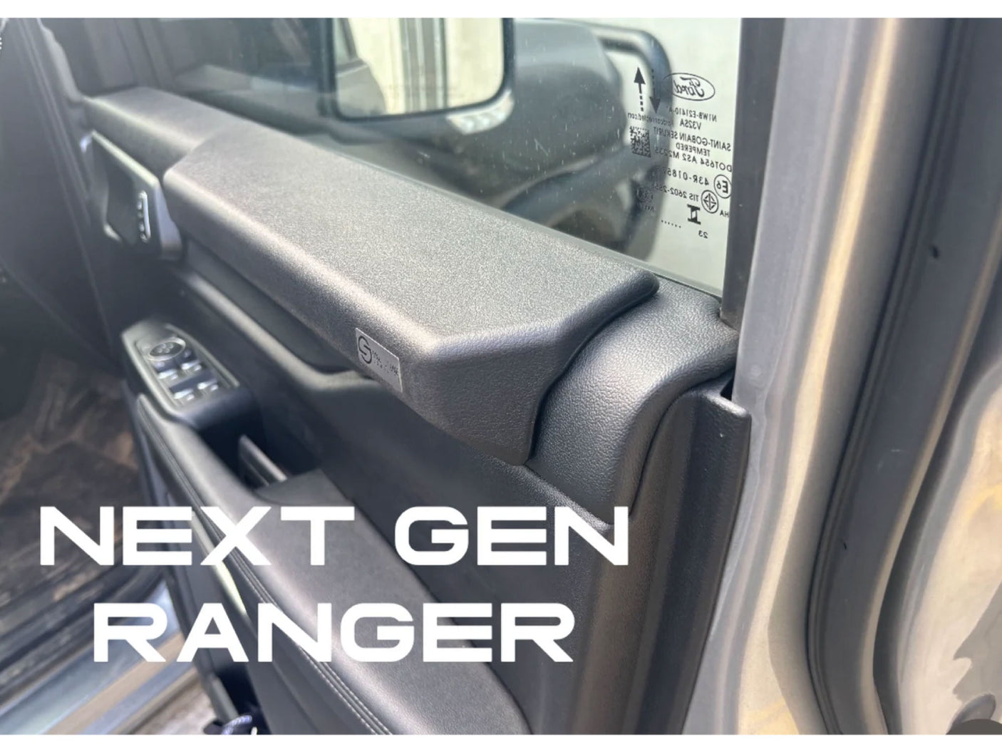 Universal Armrests (Pair) – Ranger, BT50, Hilux, Prado, LandCruiser, Patrol