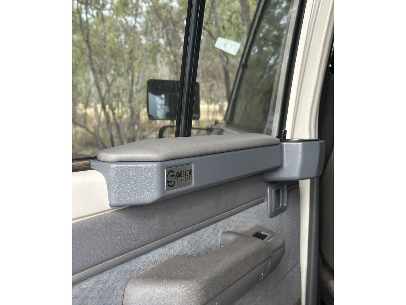 Rear Door Armrests with Cup Holder (Pair) – LandCruiser 76 & 79 Series