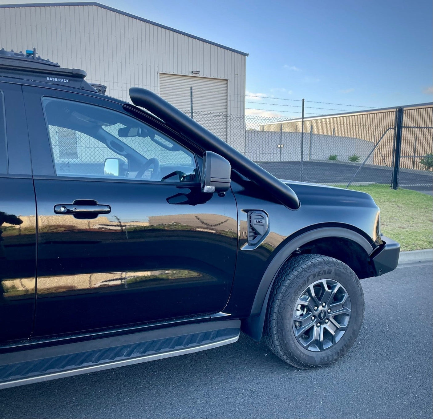 Ford Next Gen Ranger V6 Short Entry Snorkel & Washer Bottle