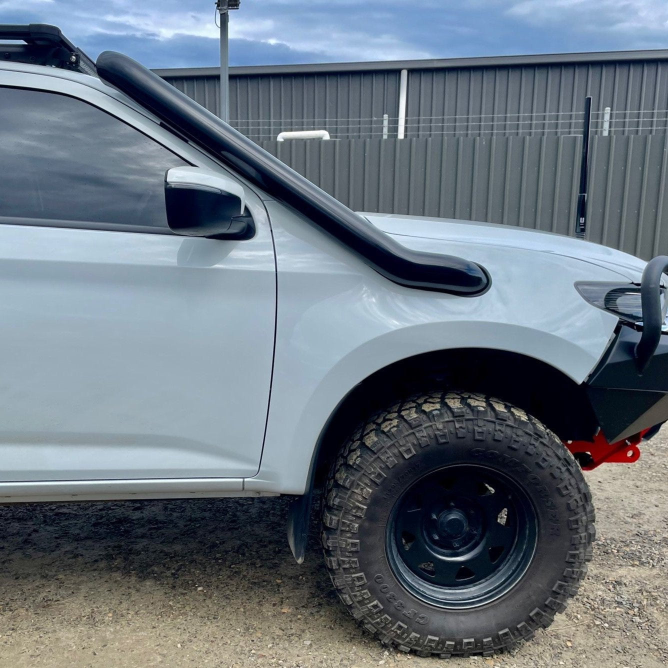 Mazda BT-50 2021+ Mid Entry Snorkel
