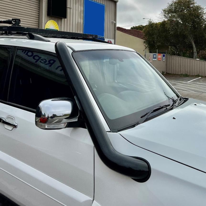 Mitsubishi Pajero V80 Gen 4 Mid Entry 4" Snorkel